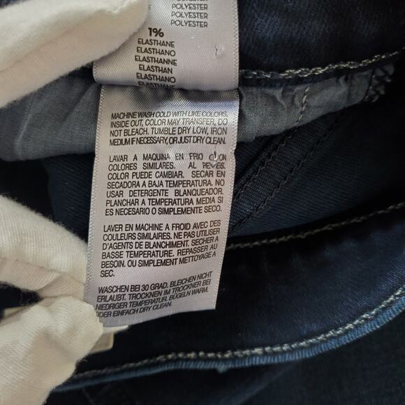 Mother The Weekender Fray Flare Jeans Chip On My Shoulder Dark Blue Size 30 NEW - Picture 13 of 13